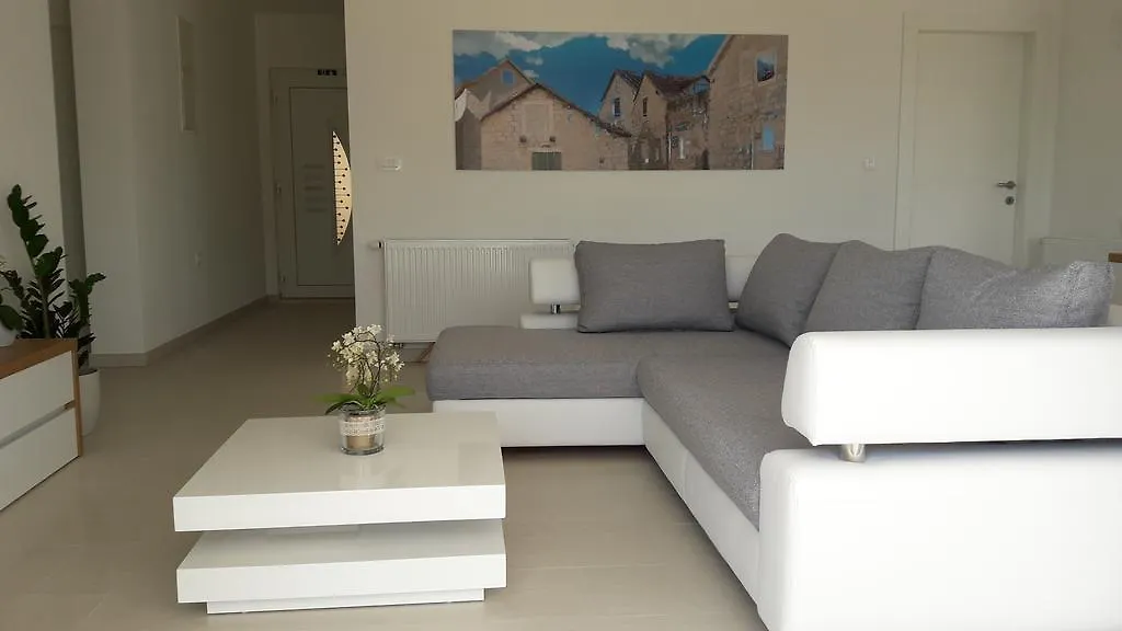 Villa-Apartments Karmel Kaštela Apartament